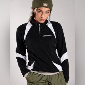 DNA Base Layer 1/2 Zip Pullover Black/White Fleece Small Hiking Gorpcore Casual